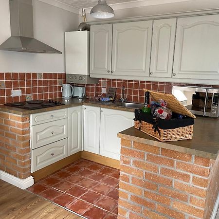 The Cwtch - A Self Contained One Bedroom Annex Pwllheli Luaran gambar